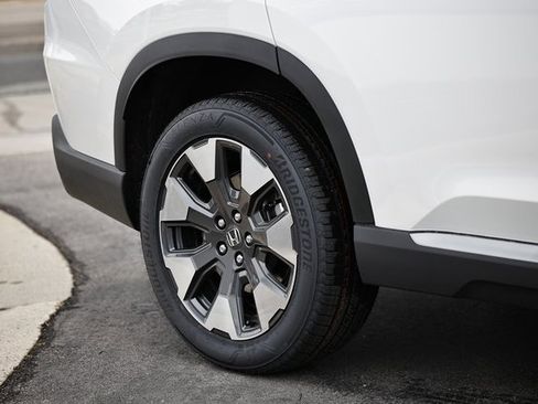 New 2026 Honda Pilot Elite image 17