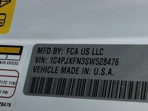 Certified 2025 Jeep Wrangler Unlimited Rubicon image 33