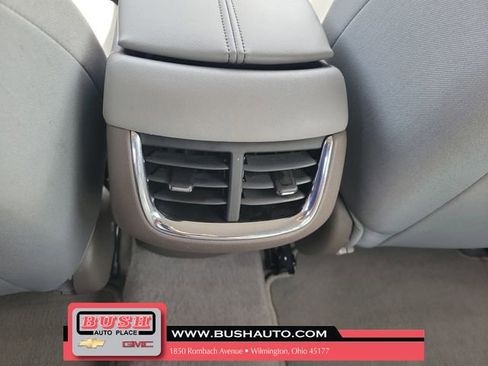 Used 2024 Chevrolet Malibu LT image 12