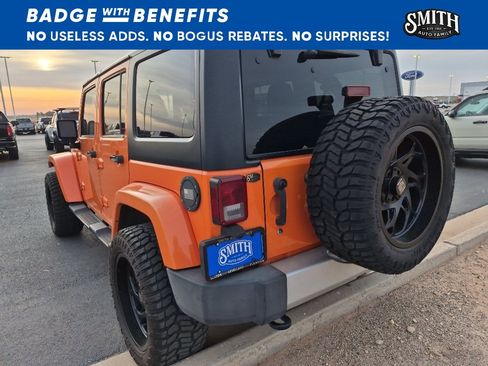 Used 2012 Jeep Wrangler Unlimited Sahara w/ Connectivity Group AWD/4WD image 6