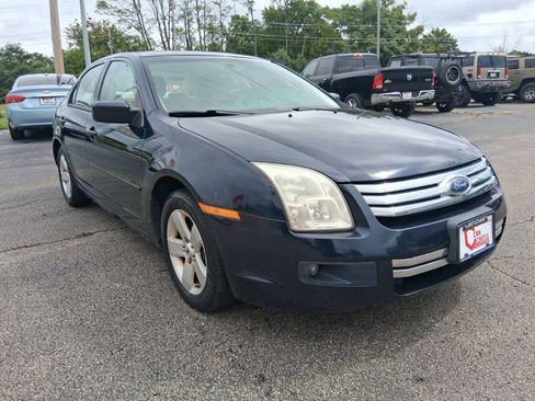 Used 2008 Ford Fusion SE FWD image 3