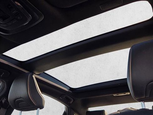 Certified 2025 Toyota Crown Nightshade image 15