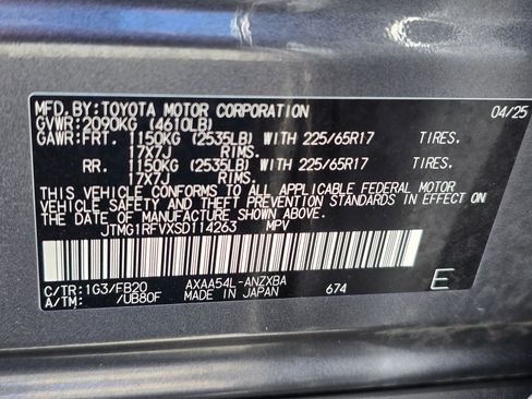 Used 2025 Toyota RAV4 LE AWD/4WD image 30