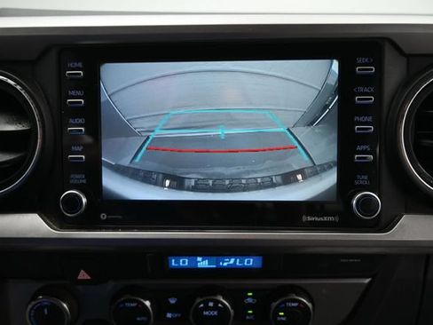 Used 2022 Toyota Tacoma SR5 w/ Technology Package AWD/4WD image 16