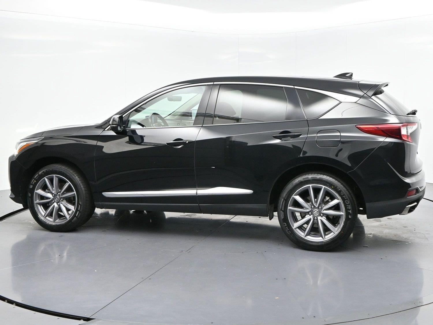 Used 2023 Acura RDX w/ Technology Package AWD/4WD image 5