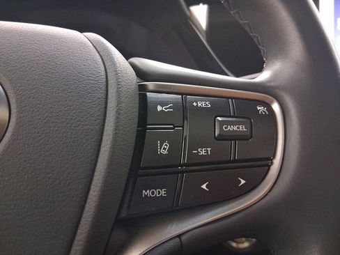 Certified 2025 Lexus ES 350 w/ Premium Package image 22