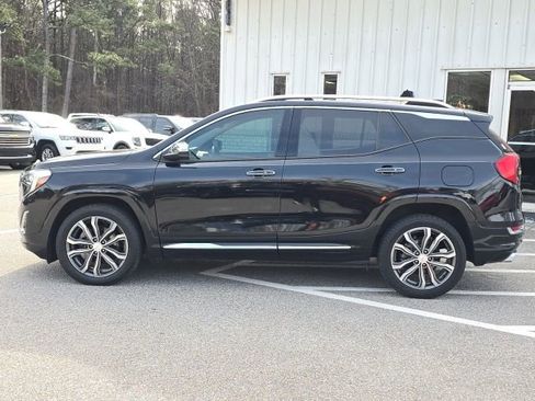 Used 2019 GMC Terrain Denali image 2