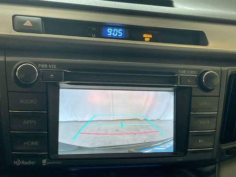 Used 2015 Toyota RAV4 XLE image 17