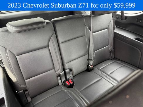 Used 2023 Chevrolet Suburban Z71 w/ Z71 Off-Road Package AWD/4WD image 12