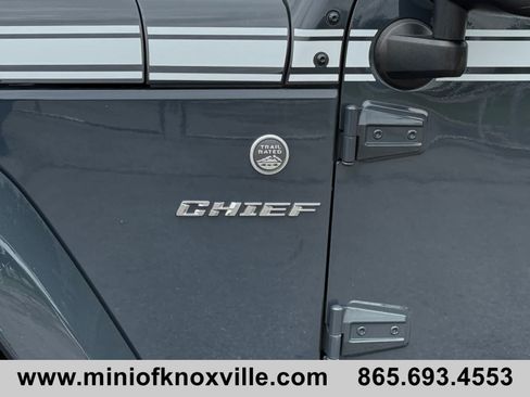 Used 2017 Jeep Wrangler Unlimited Sahara w/ Quick Order Package 24E Chief AWD/4WD image 10