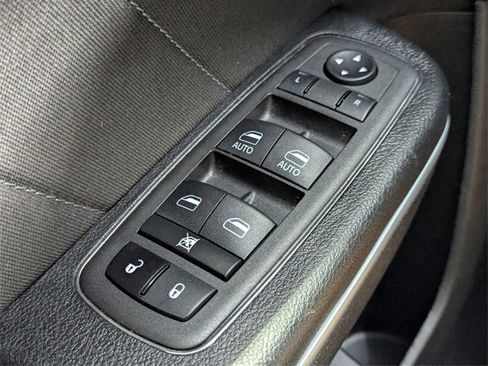 Used 2022 Dodge Charger Scat Pack image 18