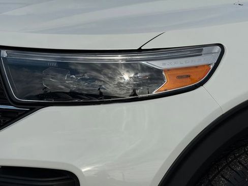 Certified 2023 Ford Explorer XLT image 26