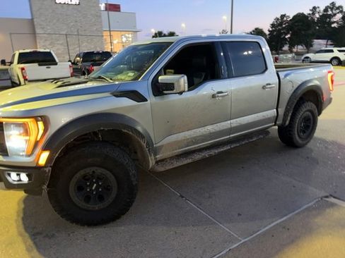 Used 2022 Ford F150 Raptor w/ Equipment Group 801A High AWD/4WD image 3