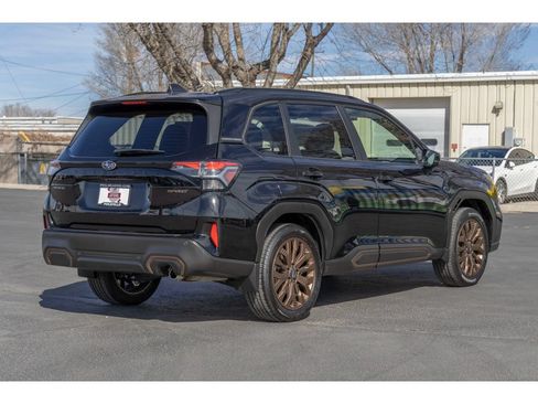 Used 2025 Subaru Forester Sport AWD/4WD image 3
