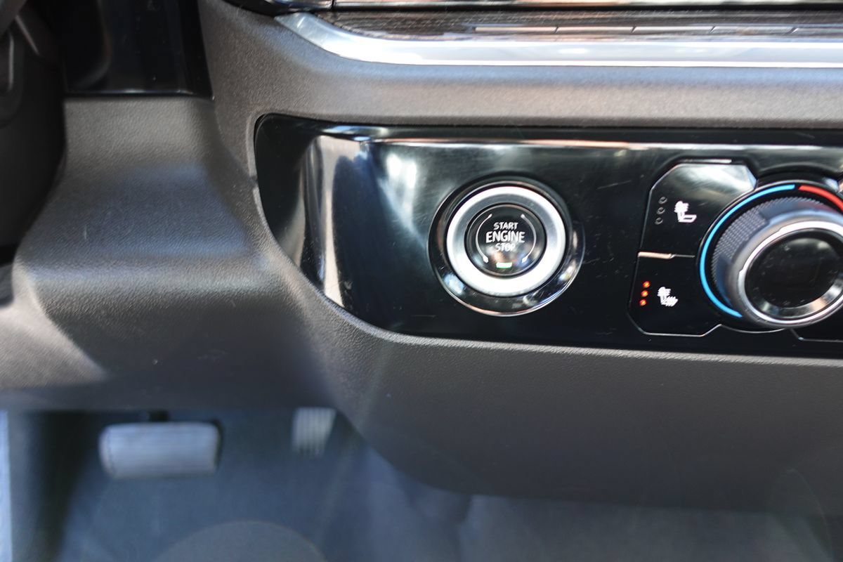 Used 2024 Chevrolet Silverado 1500 LT AWD/4WD image 48