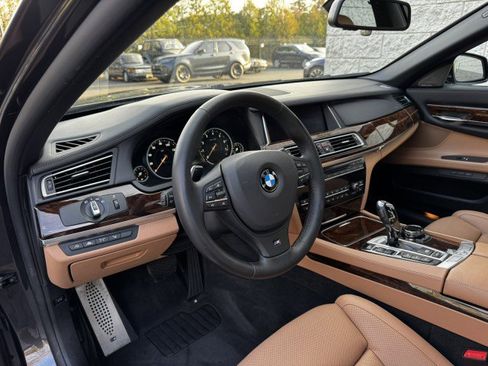 Used 2015 BMW 750Li xDrive xDrive w/ M Sport Edition image 6