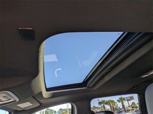 Used 2025 GMC Sierra 2500 AT4 w/ AT4 Premium Plus Package image 23