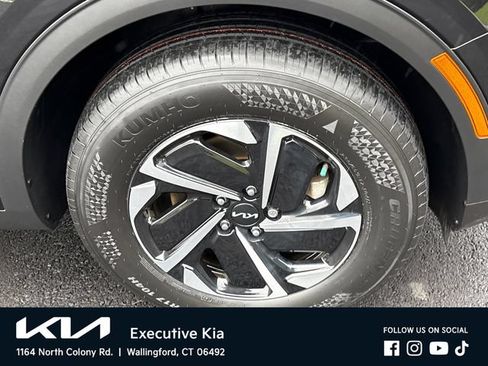 Certified 2023 Kia Sportage LX AWD/4WD image 7