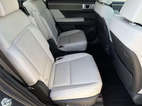 Certified 2025 Hyundai Santa Fe Calligraphy image 22