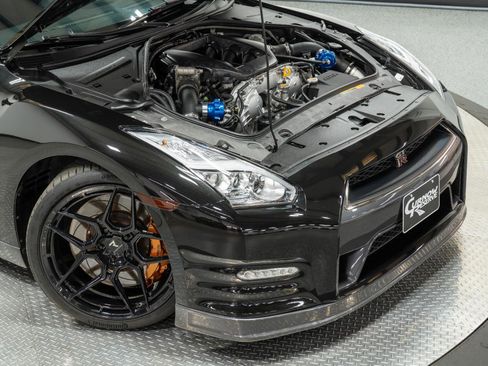 Used 2012 Nissan GT-R Premium AWD/4WD image 43