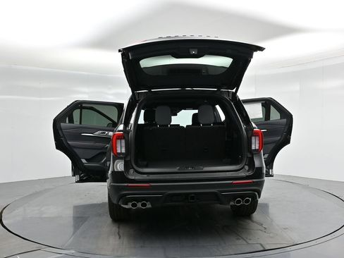 New 2025 Ford Explorer ST w/ Sun And Sound Package image 39