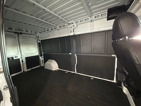 Used 2023 RAM ProMaster 2500 image 15