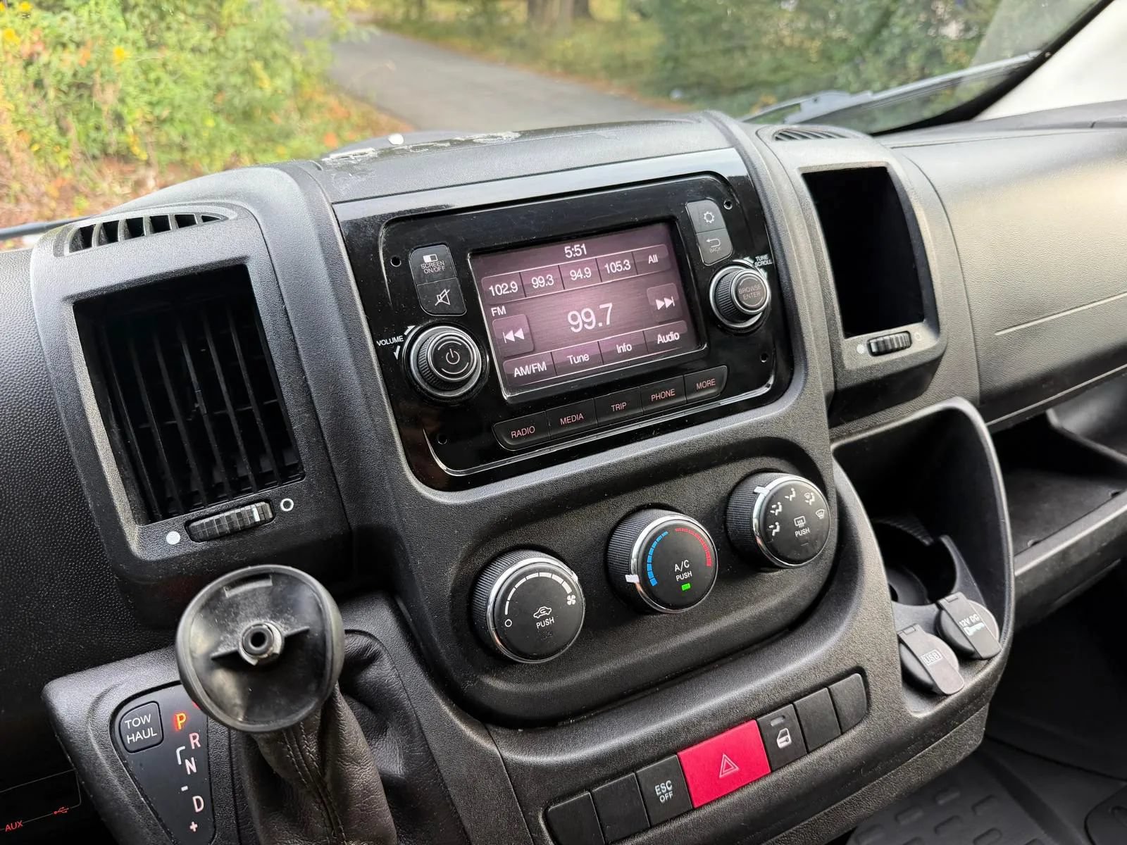 Used 2021 RAM ProMaster 2500 w/ Interior LED Lighting Group FWD image 16