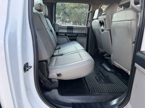 Used 2020 Ford F250 XL w/ Power Equipment Group image 13