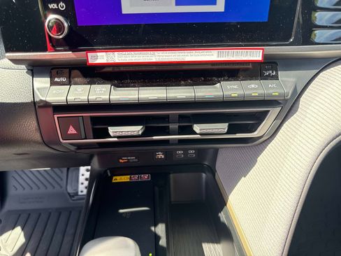 New 2026 Toyota Camry SE FWD image 23