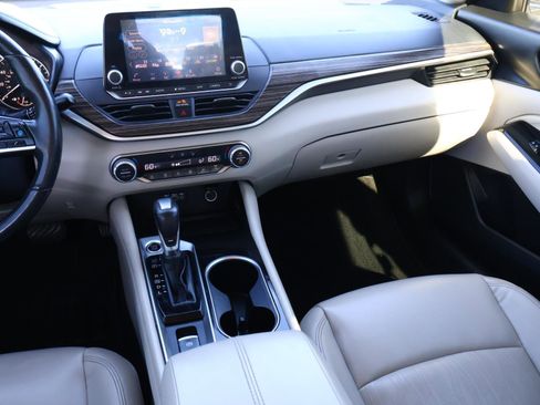 Used 2021 Nissan Altima 2.5 SL image 12
