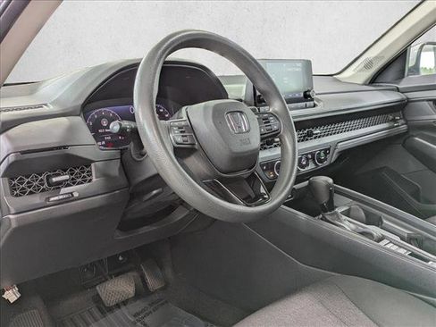 Used 2023 Honda Accord EX image 11