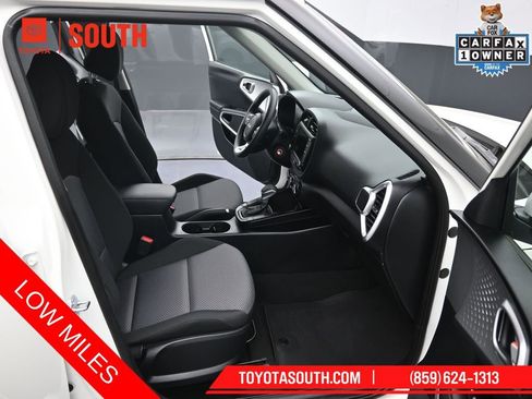 Used 2025 Kia Soul LX w/ LX Technology Package image 25