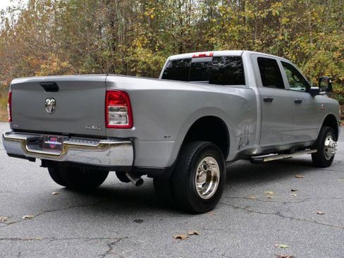 Used 2023 RAM 3500 Tradesman image 23
