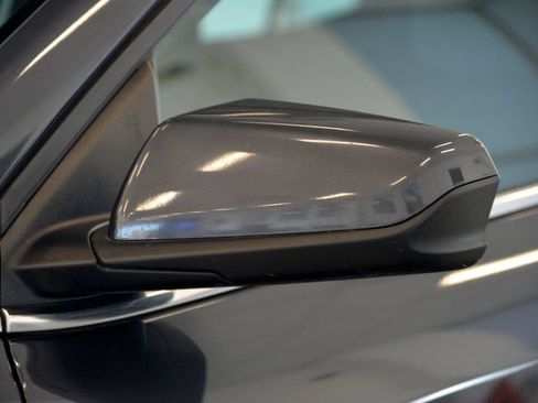 Used 2022 Chevrolet Equinox LT FWD image 12