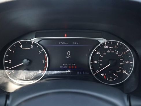 Used 2024 Nissan Altima 2.5 SV FWD image 13