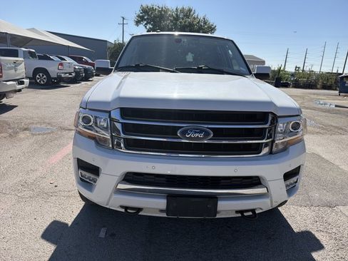 Used 2017 Ford Expedition EL Limited w/ Equipment Group 301A AWD/4WD image 8