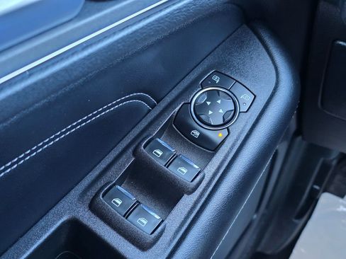 Used 2022 Ford Edge Titanium w/ Equipment Group 301A AWD/4WD image 53