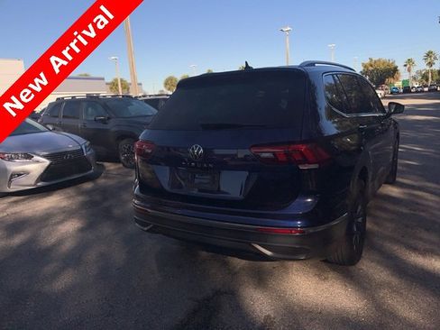Used 2022 Volkswagen Tiguan SE image 10