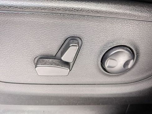 Certified 2022 RAM 1500 Big Horn image 13