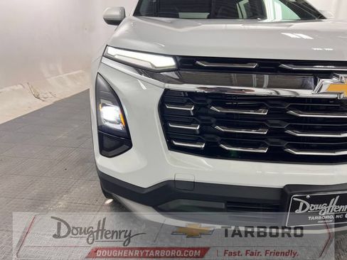 Used 2025 Chevrolet Equinox LT FWD image 10