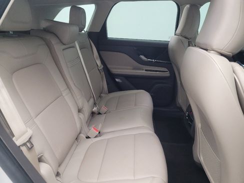 Used 2022 Lincoln Corsair Reserve w/ Elements Package FWD image 19
