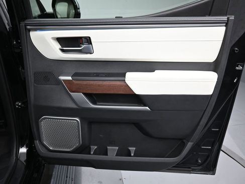 Used 2024 Toyota Tundra Capstone image 34