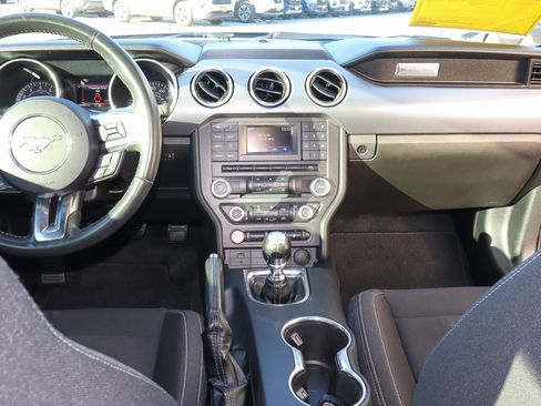 Used 2018 Ford Mustang GT w/ Black Accent Pkg image 10