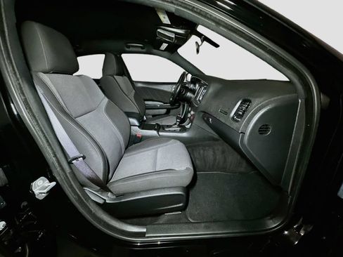 Certified 2022 Dodge Charger SXT w/ Blacktop Package RWD image 36