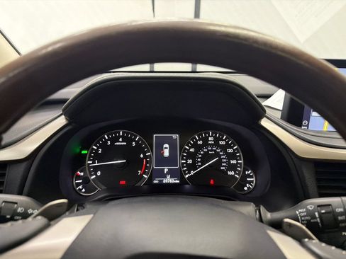 Used 2022 Lexus RX 350L FWD w/ Premium Package image 29