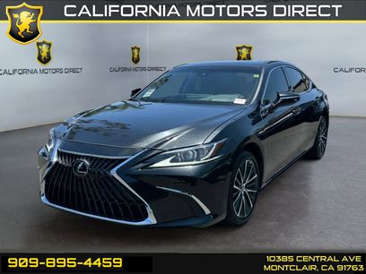 Used 2025 Lexus ES 300h w/ Premium Package