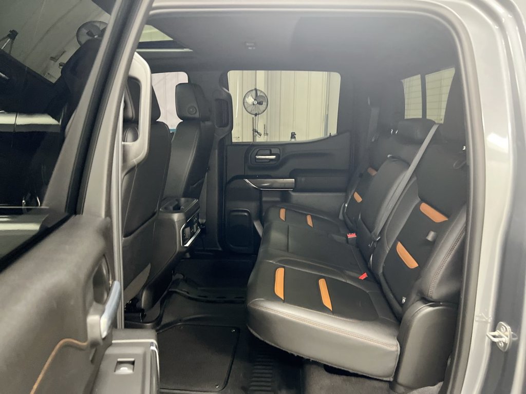 Used 2021 GMC Sierra 1500 AT4 w/ AT4 Value Package AWD/4WD image 24