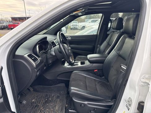 Certified 2021 Jeep Grand Cherokee Laredo X image 7