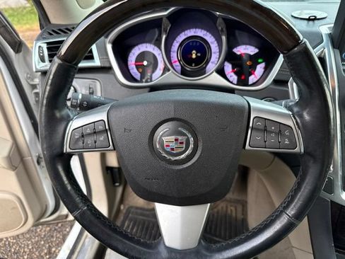 Used 2012 Cadillac SRX Luxury AWD/4WD image 16