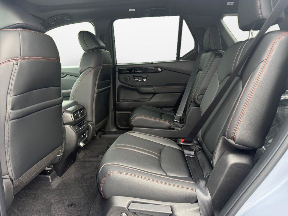 New 2026 Honda Pilot TrailSport image 13